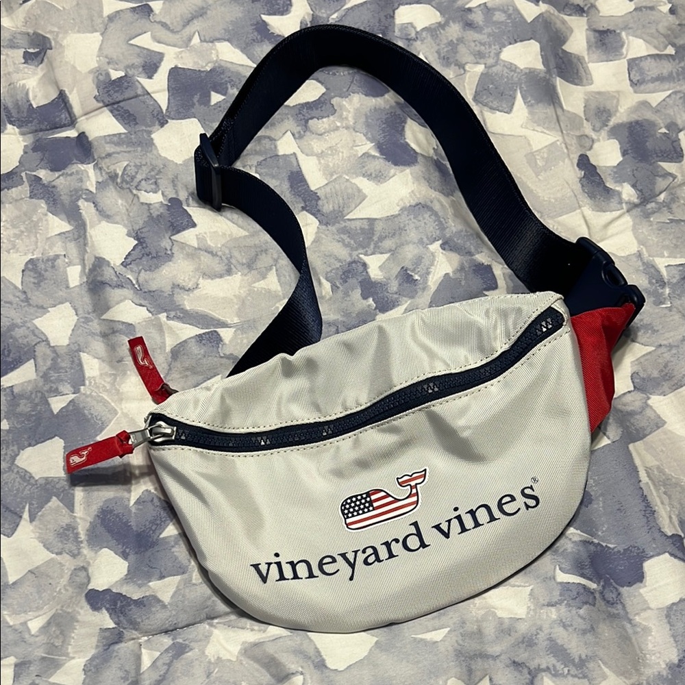 Vineyard Vines for Target Patriotic Fanny Pack